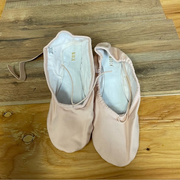 Bloch Shoes - Bloch prolite canvas ballet slippers women’s 7c